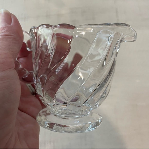 Colony Clear Mini Footed Creamer by Fostoria Heavy Swirl Pattern - Picture 8 of 13